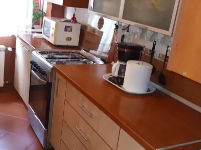 bucatarie lemn apartament vanzare cumparare Sector 2 București